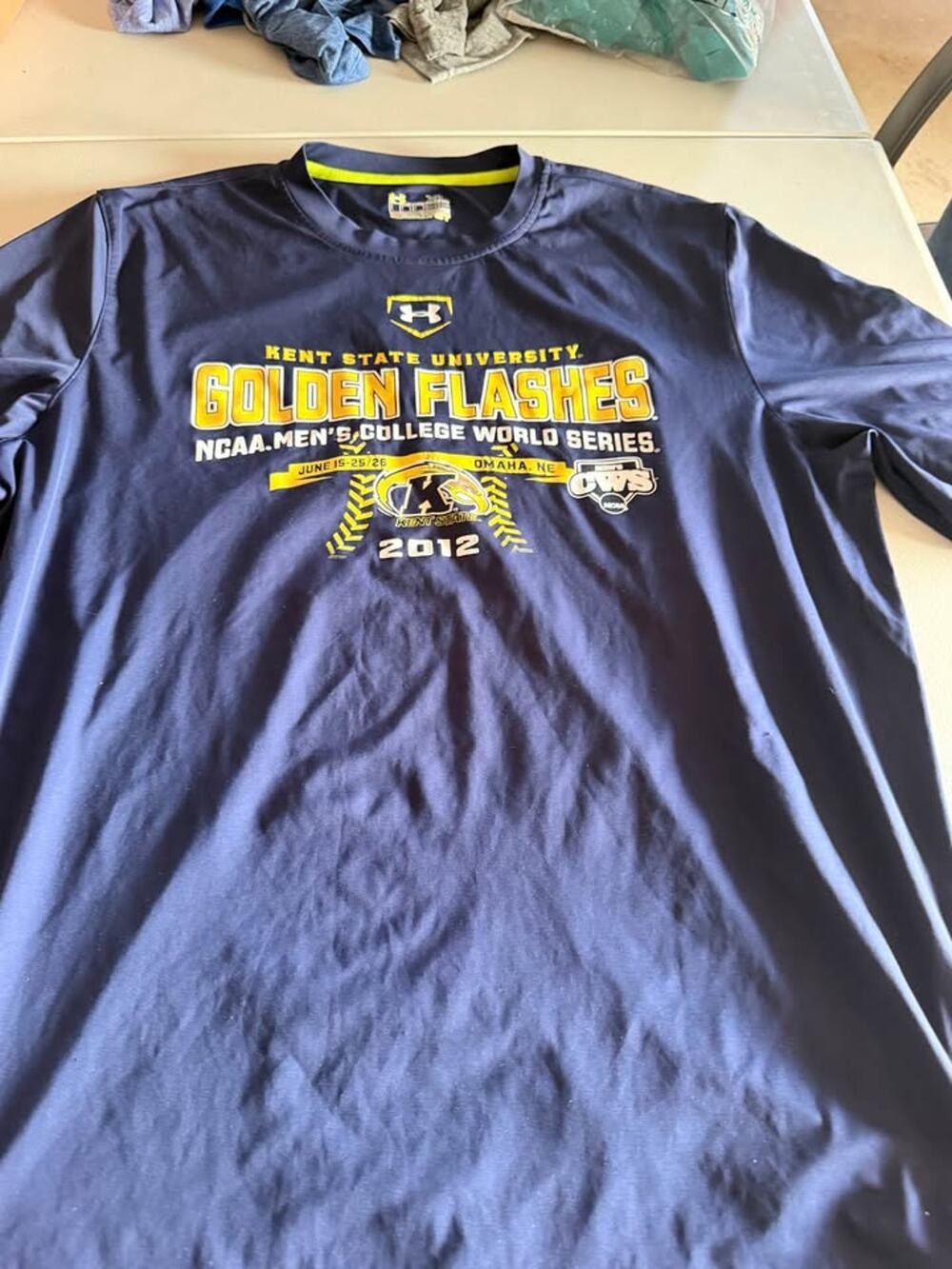 Under Armour Kent State Golden Flashes 2012 College World Series Shirt XL